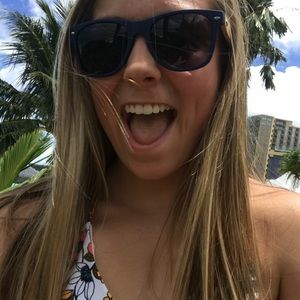 Meet your Posher, Audrey